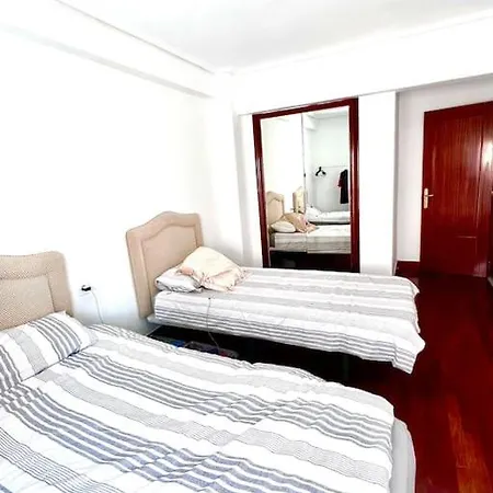 Piso Centrico Cerca De La Playa *