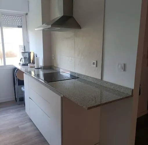 Piso Céntrico Cerca De La Playa *