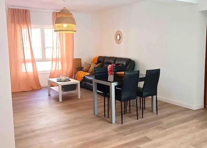 Piso Céntrico Cerca De La Playa *