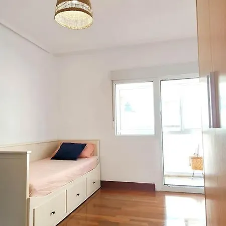 Piso Centrico Cerca De La Playa *