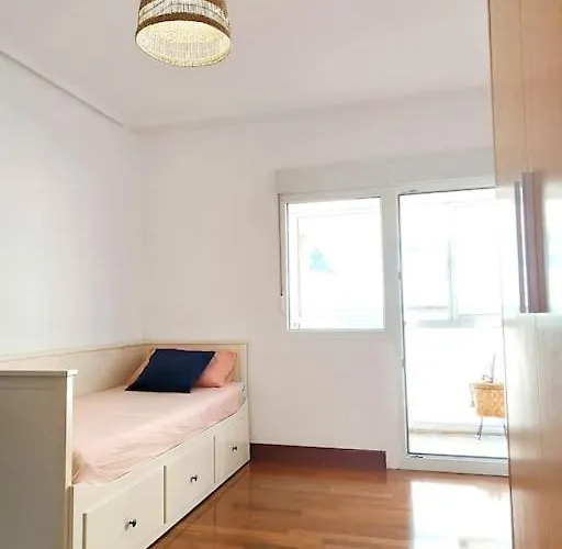 Piso Céntrico Cerca De La Playa *